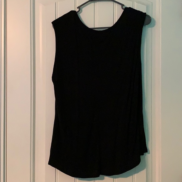 Flow Tank Top - Picture 2 of 2